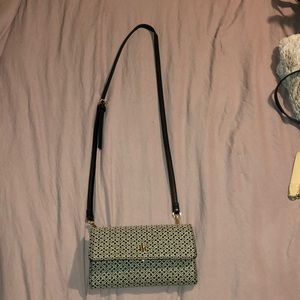 Tommy Hilfiger crossbody